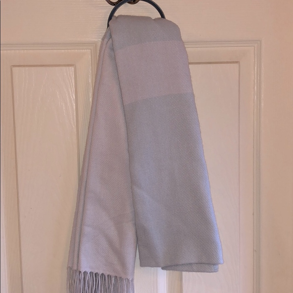 NWT Banana Republic Scarf